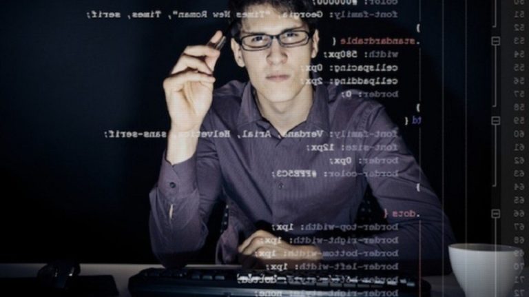 Lee más sobre el artículo Ser programador en Colombia